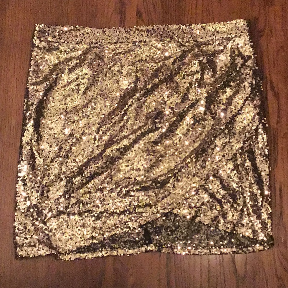 Gold sequin mini skirt XL